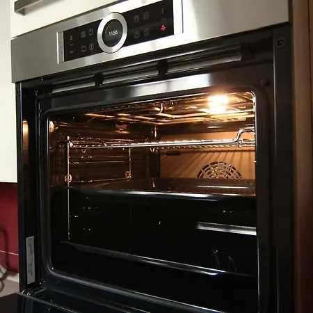 / Flat / Im Herzen Von 德累斯顿