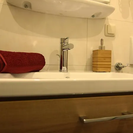 / Flat / Im Herzen Von 德累斯顿