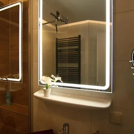 / Flat / Im Herzen Von Апартаменты *