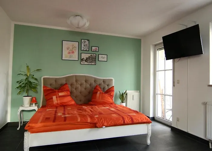 / Flat / Im Herzen Von * Dresda